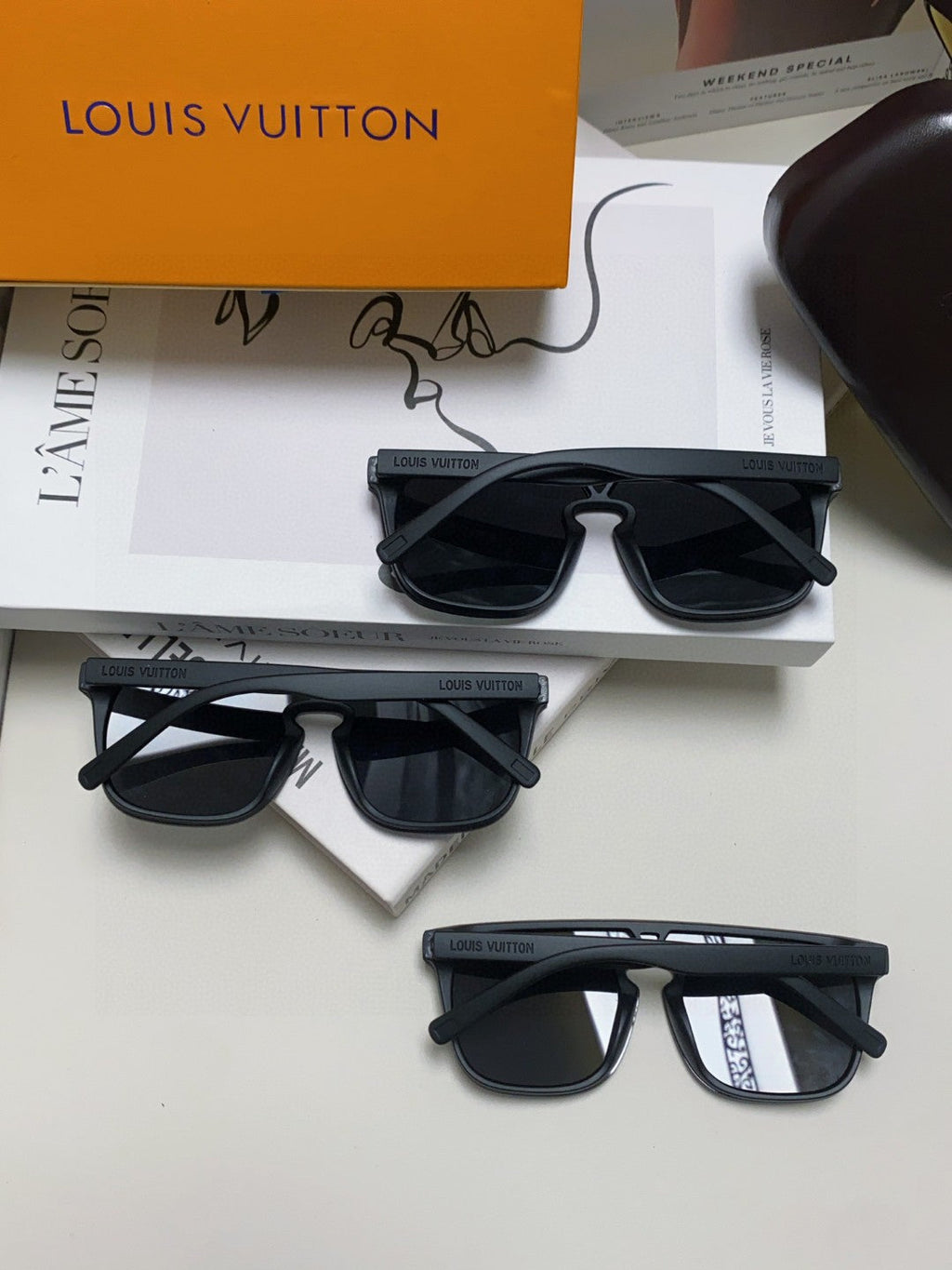 Louis Vuitton Lightweight Rimless Black Lens Sunglasses for Men & Women - detail image 8