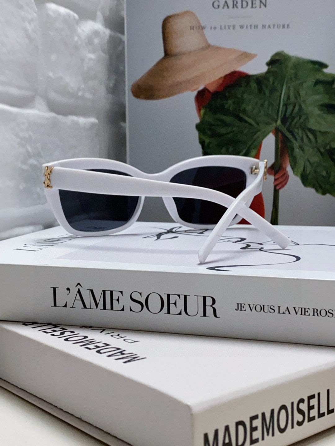 Saint Laurent Polarized Cat-Eye Silver Lens Sunglasses for Women - detail image 2