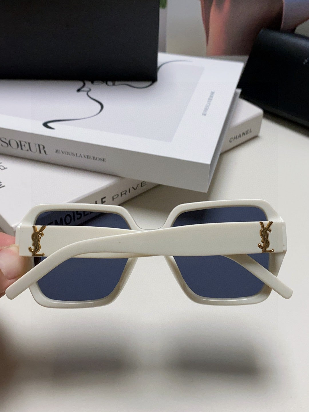 Saint Laurent Polarized Square Silver Lens Sunglasses for Men & Women - detail image 4