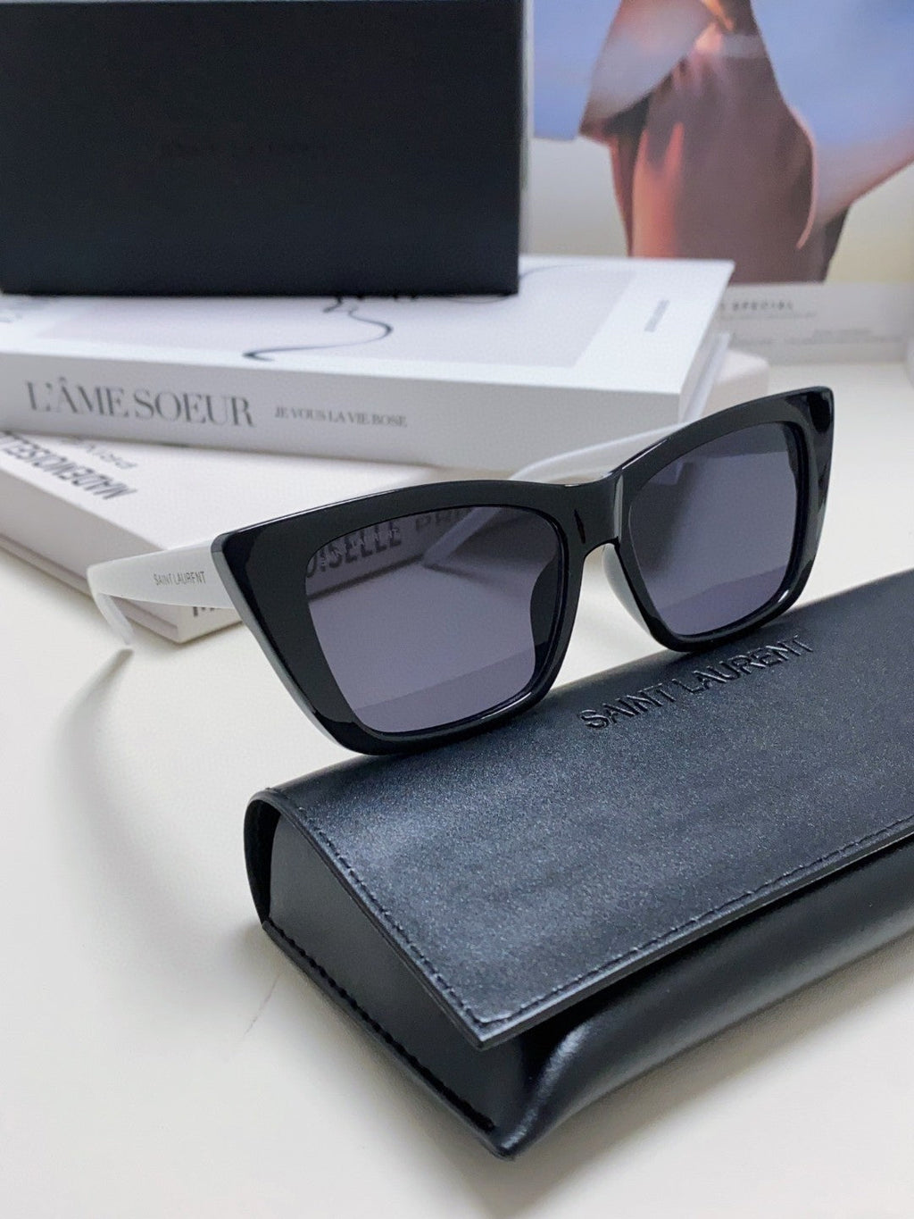 Saint Laurent Polarized Oversized Gray Lens Sunglasses for Men & Women - detail image 5