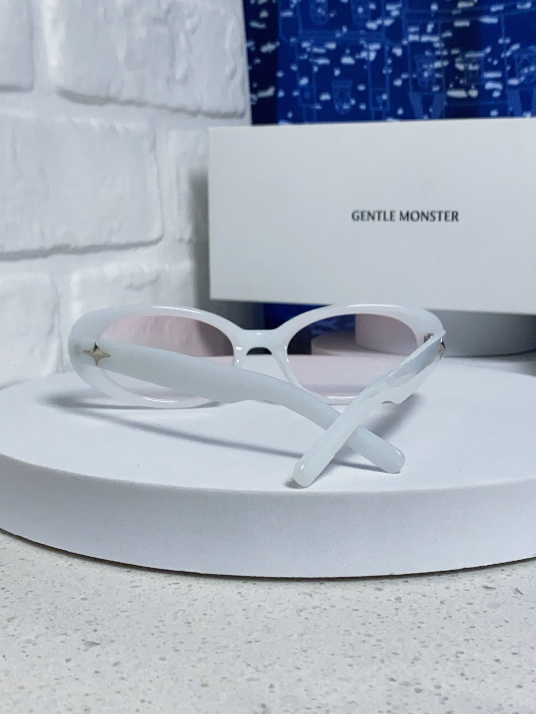 Gentle Monster BANDON Round Silver Lens Sunglasses for Men & Women - 416463 - detail image 3