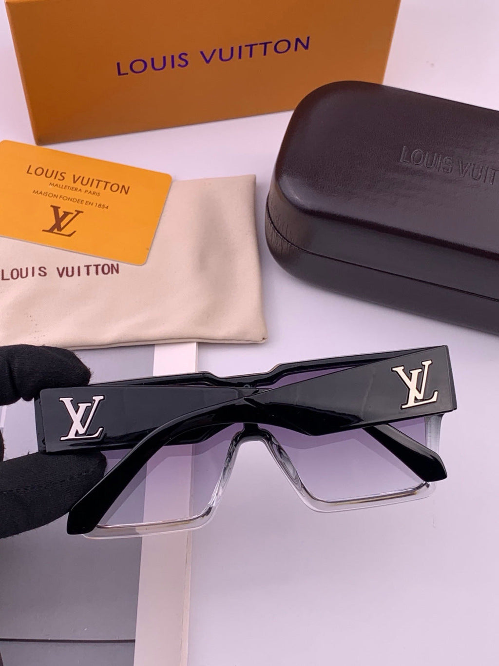 Louis Vuitton L7600 Square Black Lens Sunglasses for Women - 448506 - detail image 6