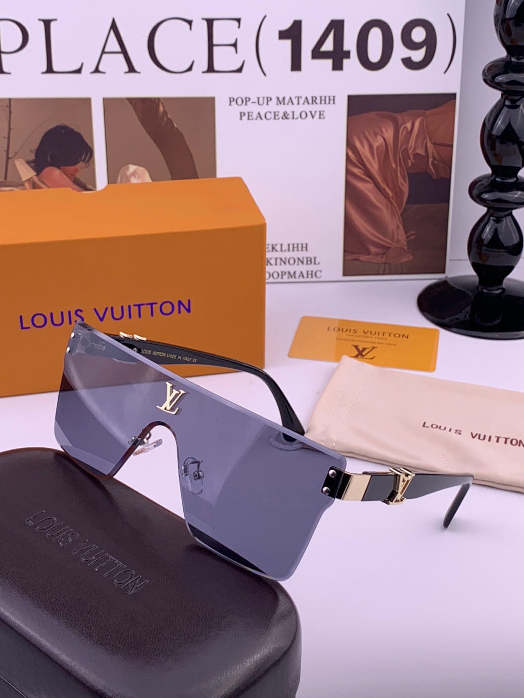 Louis Vuitton L36000 Oversized Blue Lens Sunglasses for Men & Women - detail image 2