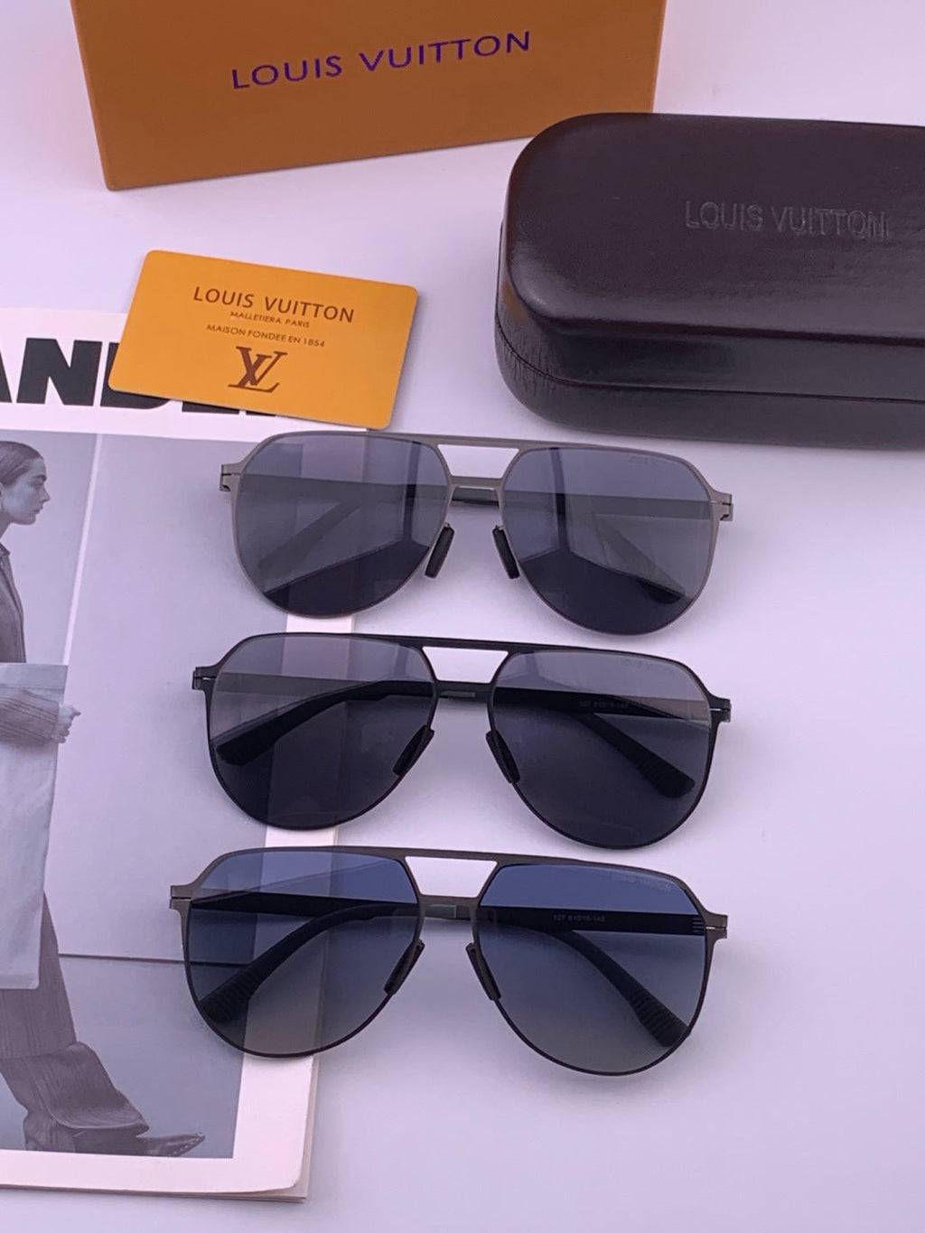 Louis Vuitton L712 Fashion Black Lens Sunglasses for Men & Women - detail image 7