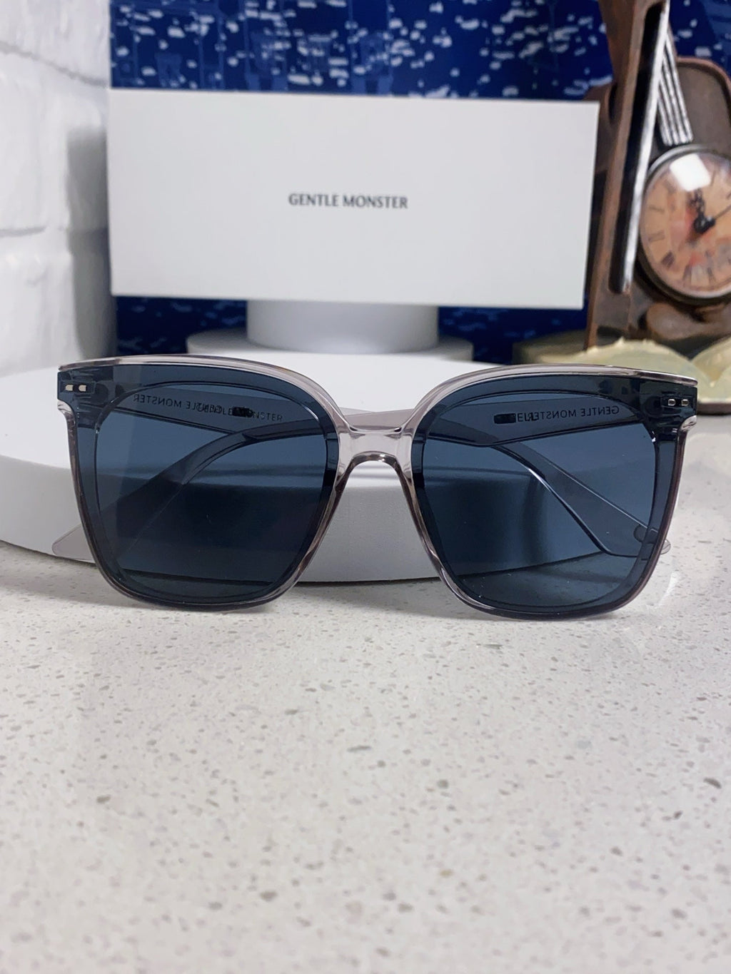 Gentle Monster LOCELL Polarized Oversized Black Lens Sunglasses - 449986 - detail image 9