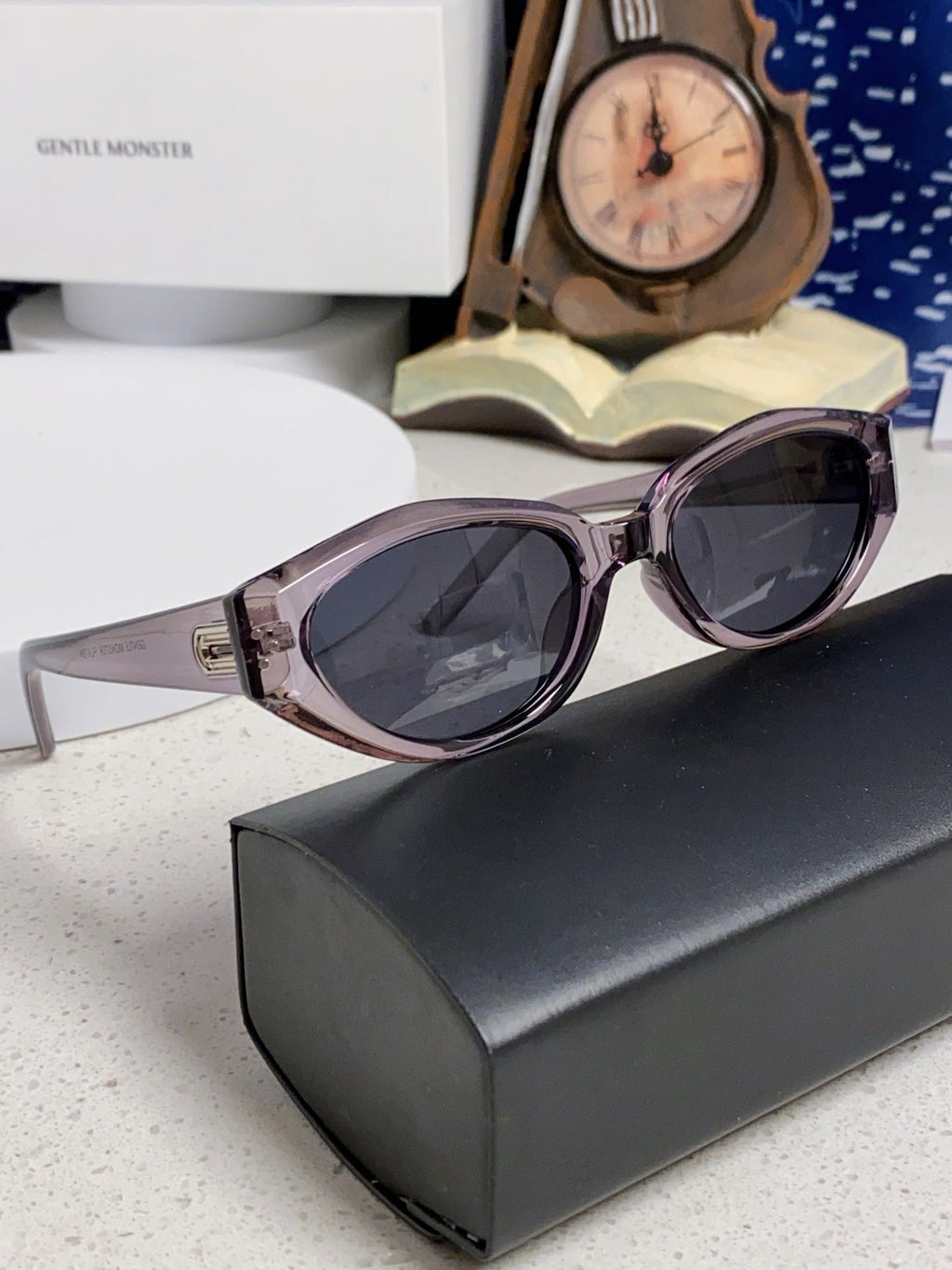 Gentle Monster DADA Cat-Eye Black Lens Sunglasses for Men & Women - 998477 - detail image 10