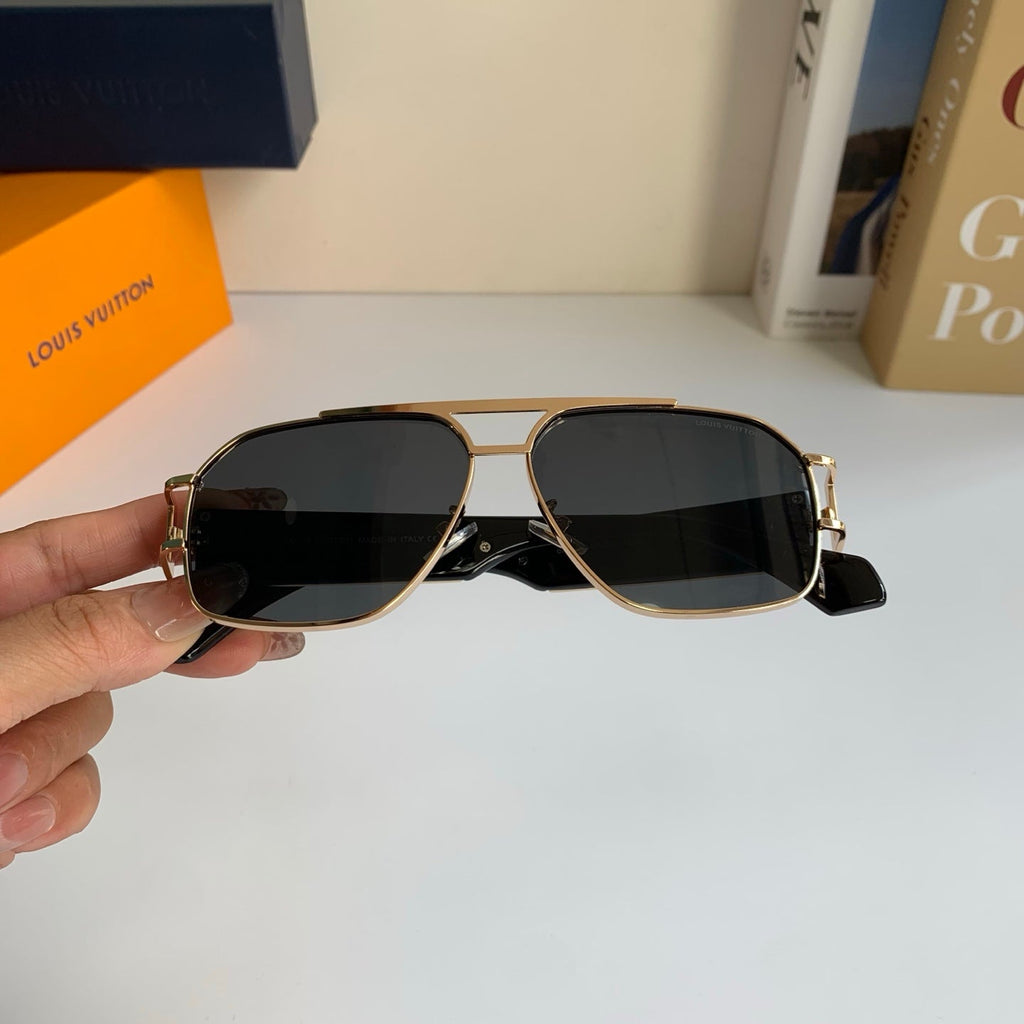 Louis Vuitton Metal Aviator Silver Lens Sunglasses for Men & Women - 493137 - detail image 4